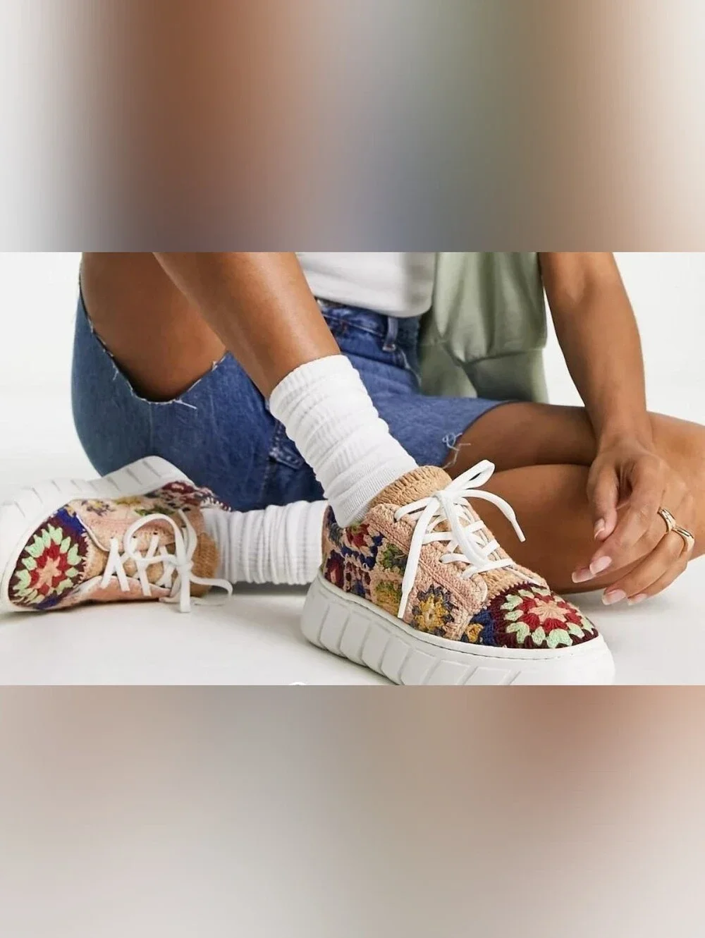 Free People "Catch Me If You Can"  Crochet Sneakers Boho Grandma Core  SZ 39/8.5 - Picture 3 of 9
